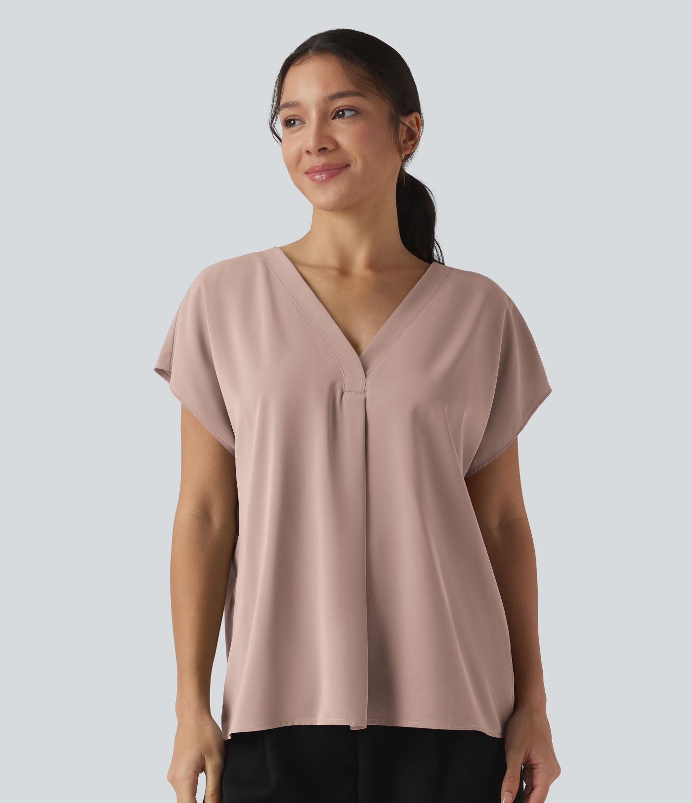 Blouse esprit bureau oversize défroissage facile, col V et manches courtes