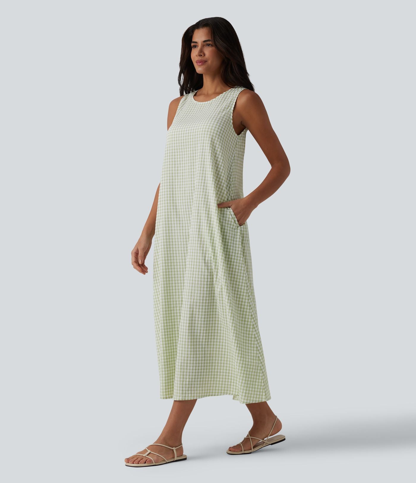 Robe débardeur midi décontractée col rond sans manches en vichy froissé avec poches