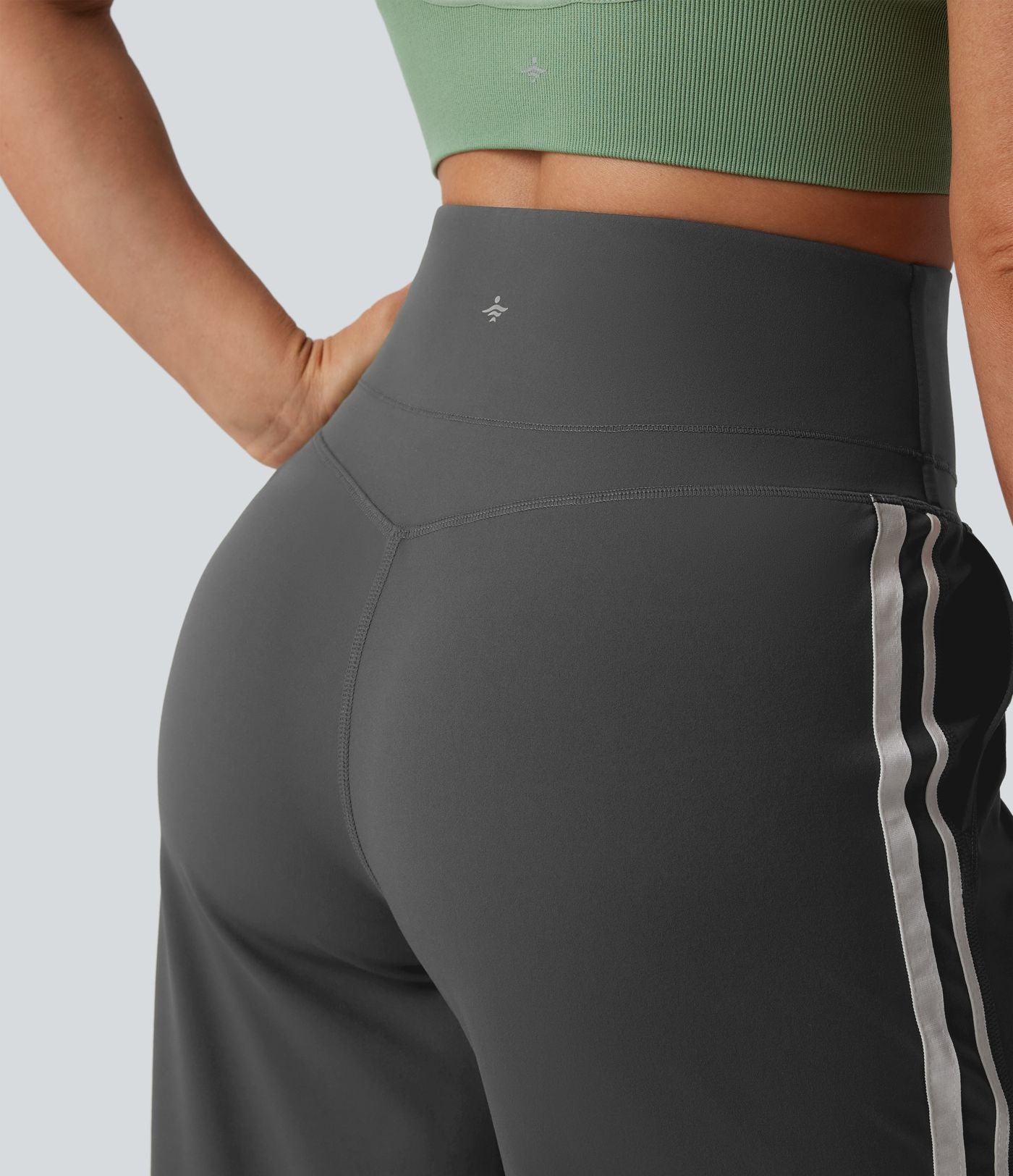 Pantalon ample yoga Halara UltraSculpt™ taille haute gainant à rayures color block avec poches