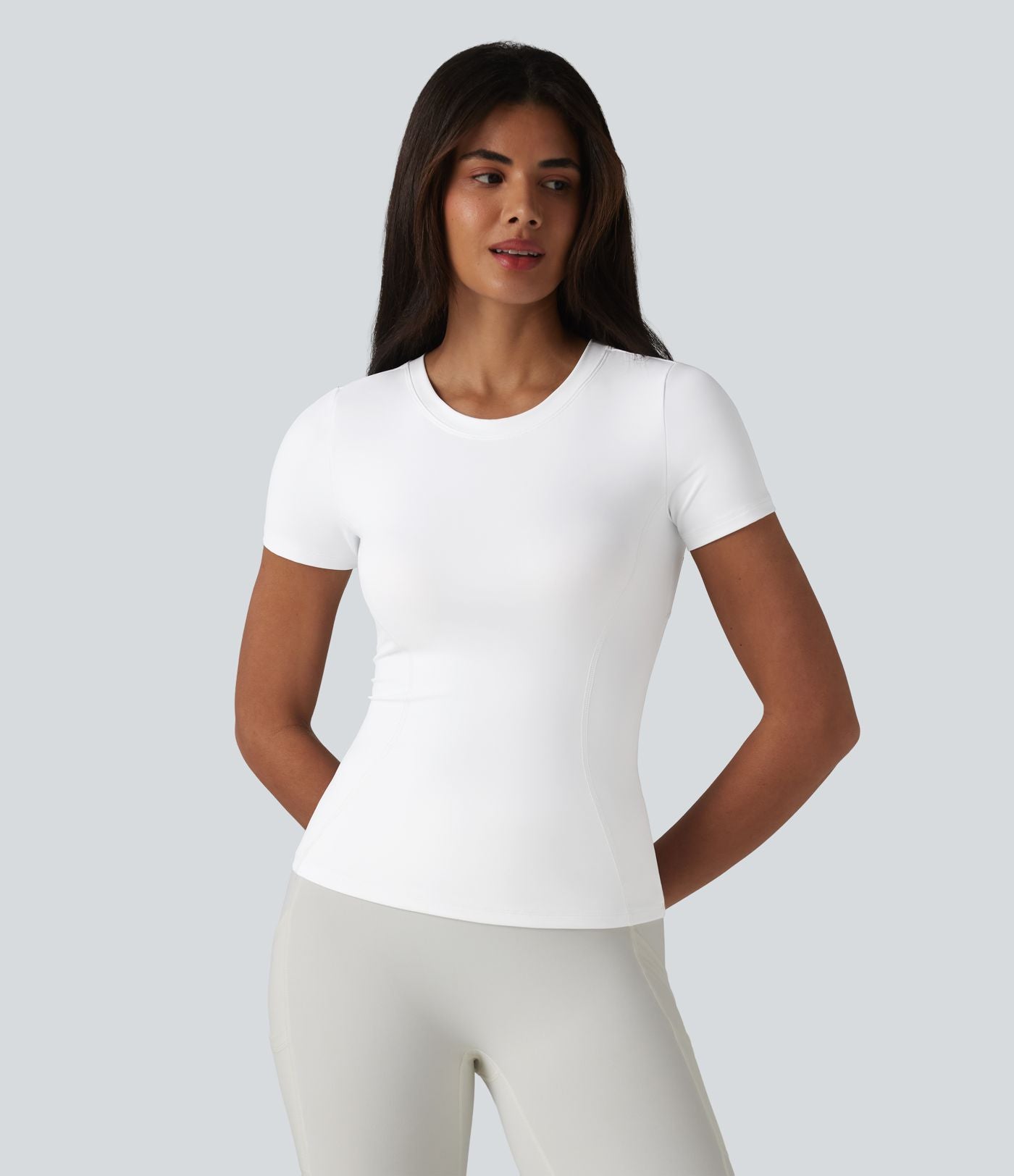 Haut de sport yoga SoftlyZero™ Airy col rond manches courtes mesh contrastant effet frais InstantCool, protection solaire UPF50+