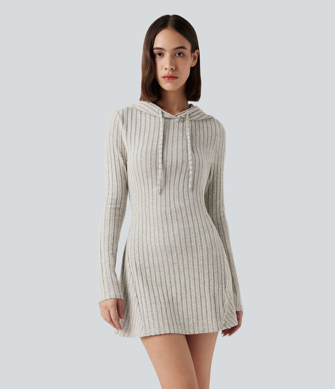 Robe décontractée mini à capuche maille côtelée manches longues avec cordon de serrage