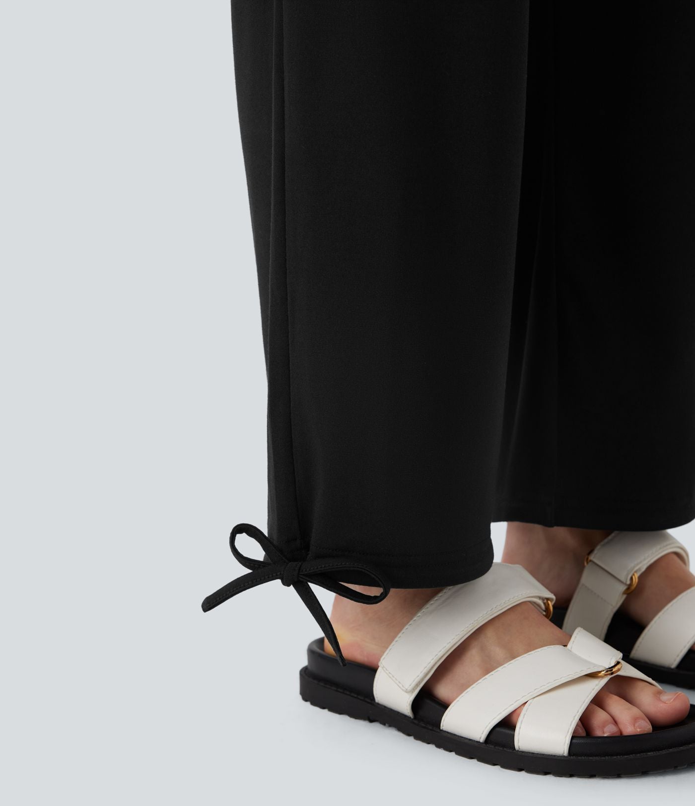 Pantalon de jogging décontracté à taille haute croisée avec poches latérales et cordon de serrage