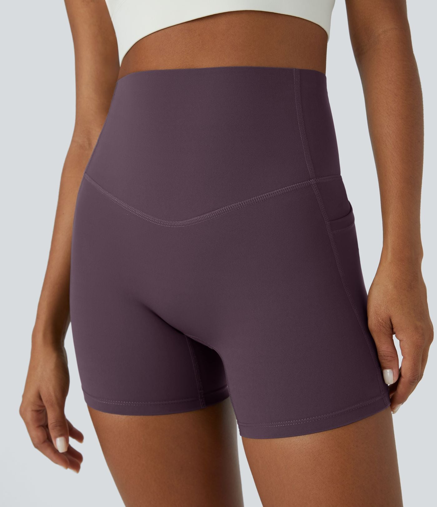 Short cycliste d'entraînement gainant taille haute UltraSculpt™ SoCinched à poches latérales 12,5 cm