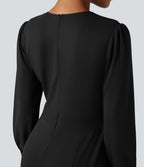 Combinaison tailleur col V manches longues bouffantes coupe droite avec poches