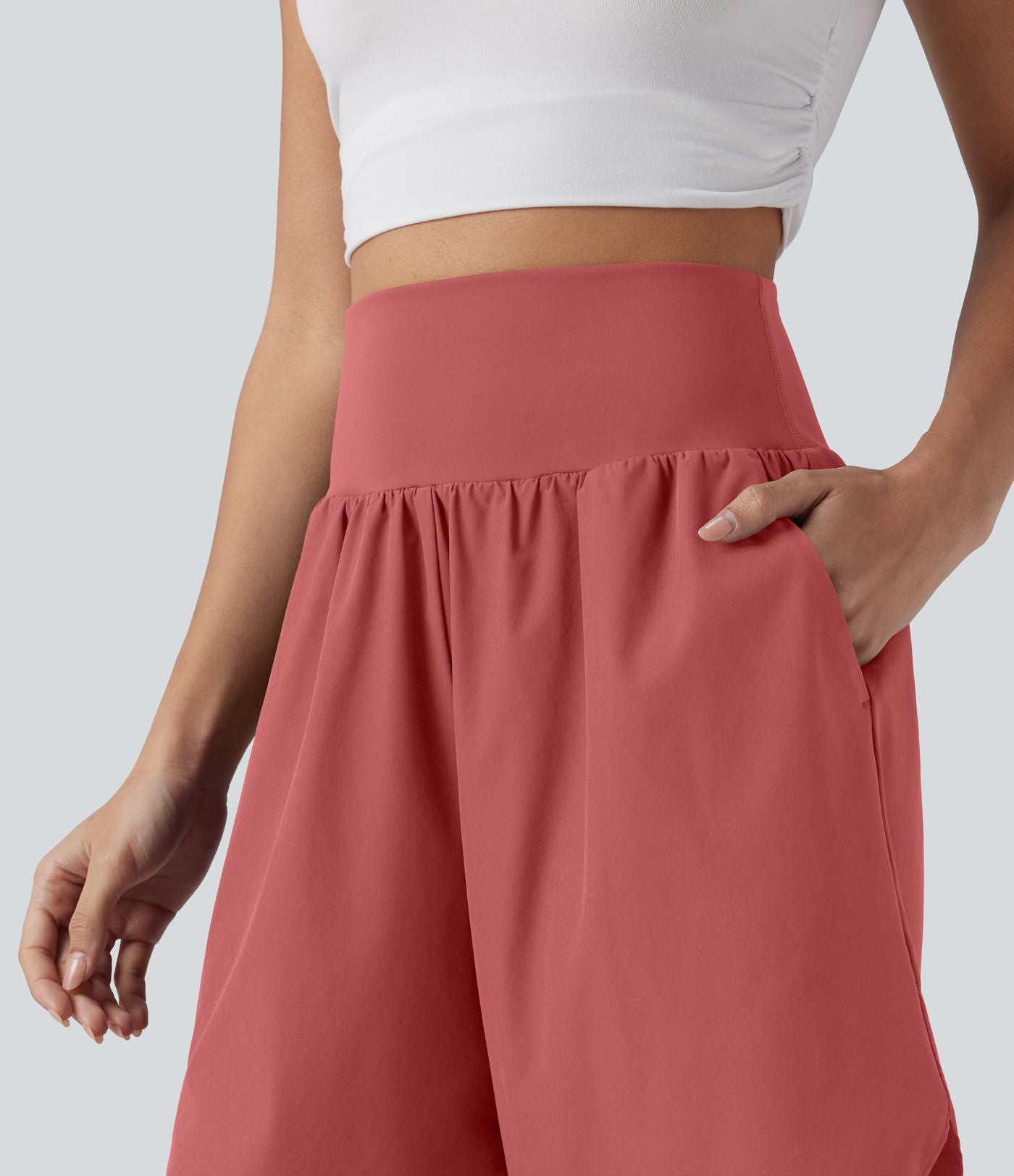Short resort taille haute gainant séchage rapide avec fentes Breezeful™ et poches