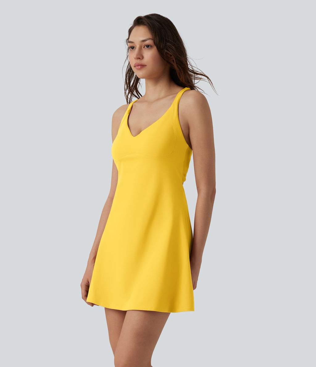Robe sport danse mini 2-en-1 col V dos nu SoftlyZero™ Plush avec poches - Édition Easy Peasy
