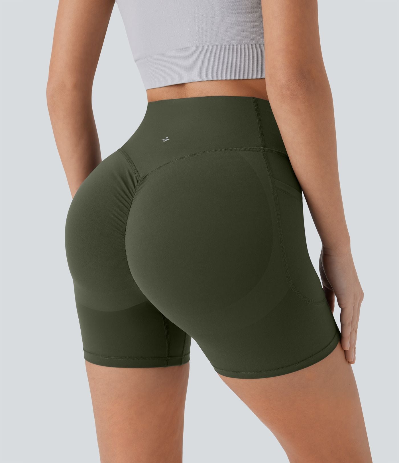 Short cycliste 12,5 cm d'entraînement gainant galbant taille haute avec effet scrunch et poches Halara UltraSculpt™