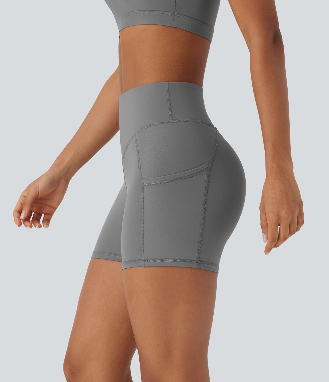 Short cycliste de yoga en similicuir à taille haute avec poches latérales 10 cm