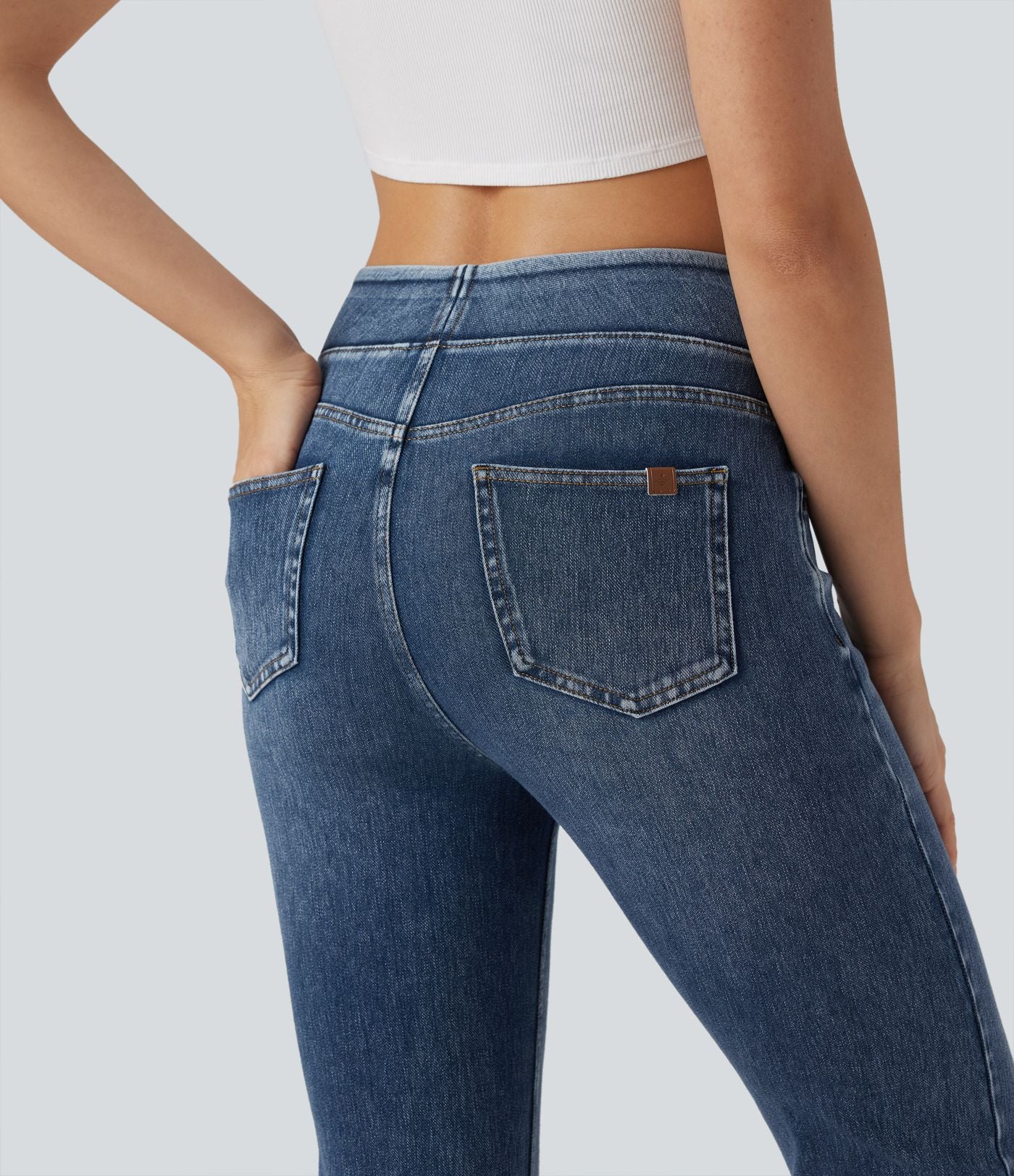 Halara Flex™ Jean évasé casual délavé taille haute gainant avec poches