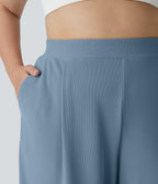 Pantalon de travail grande taille Halara Flex™ à taille haute sculptante et amincissante, poches latérales, jambes larges et tissu micro-gaufré