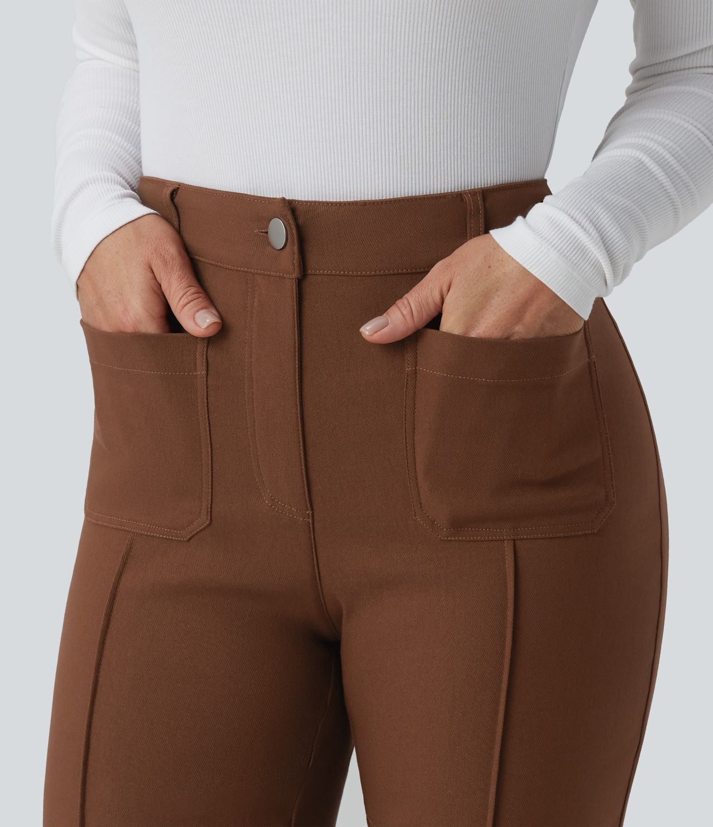 Pantalon tailleur évasé taille haute avec poches