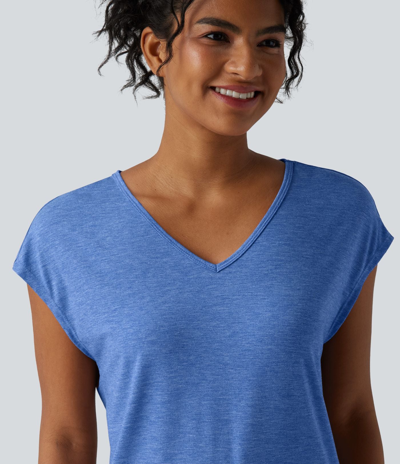 T-shirt décontracté chiné ample à manches courtes et col V