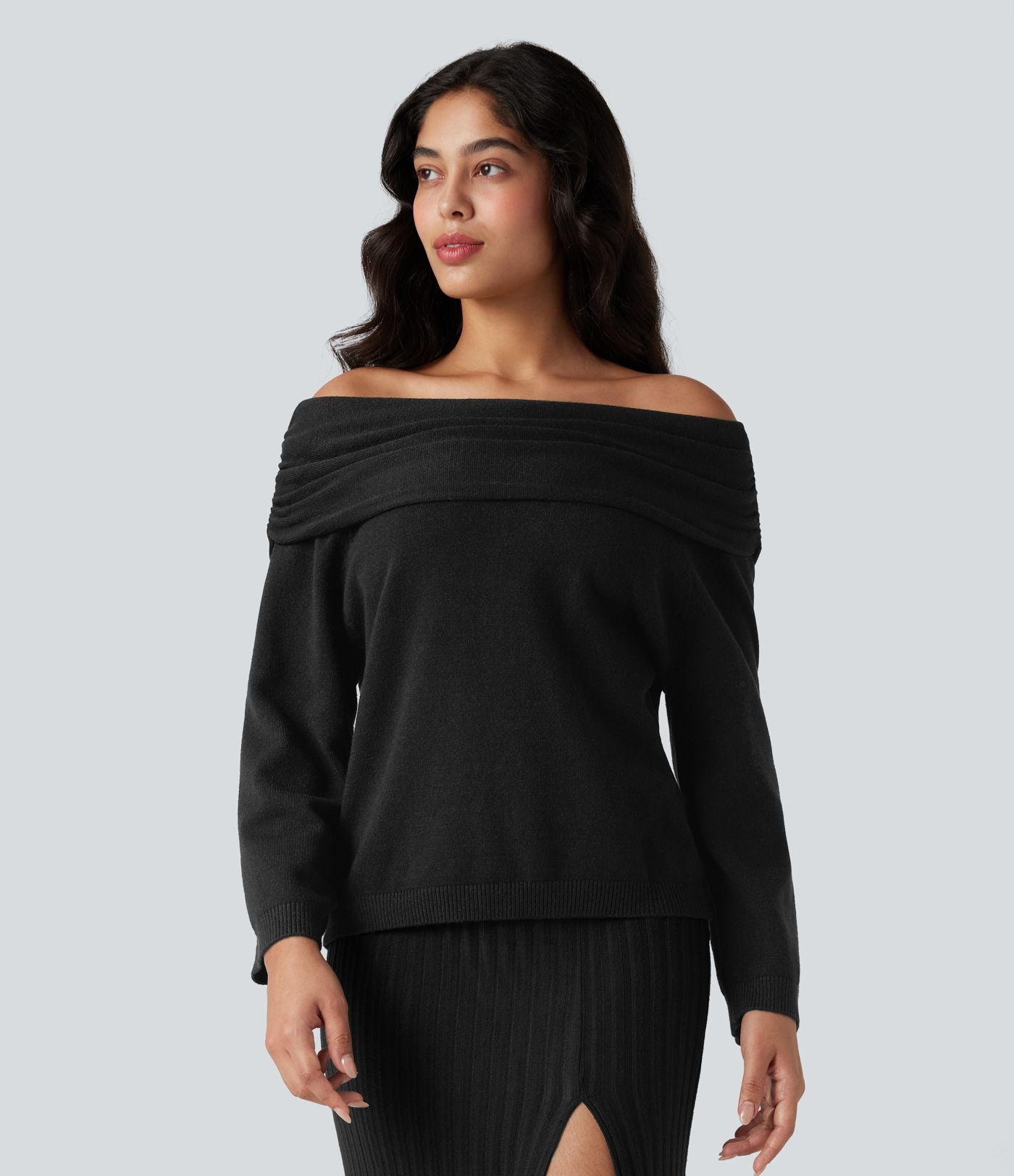 Pull épaules dénudées manches longues