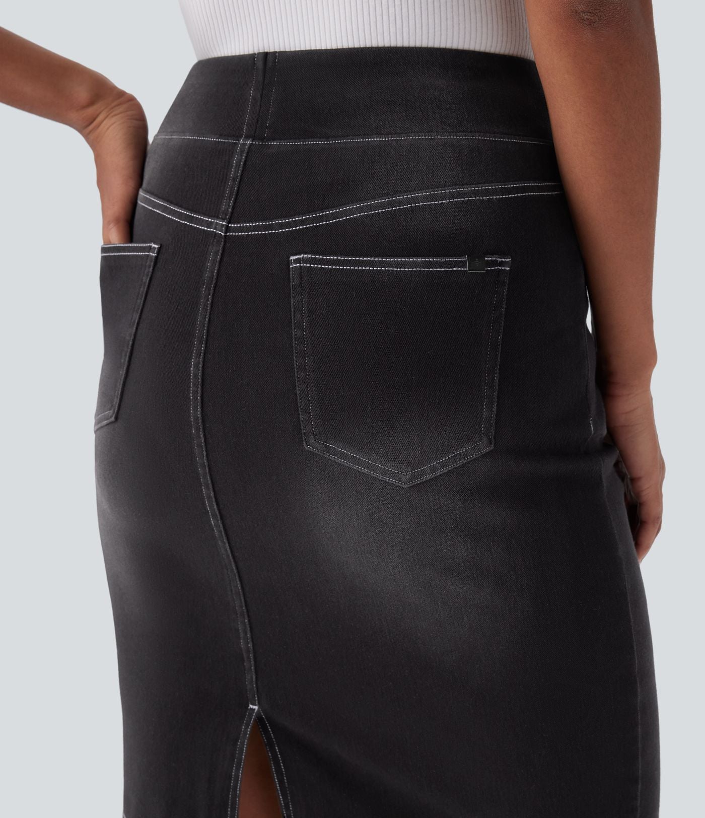 Halara Flex™ Jupe en Jean décontractée stretch délavé à taille haute, multiples poches et fente latérale