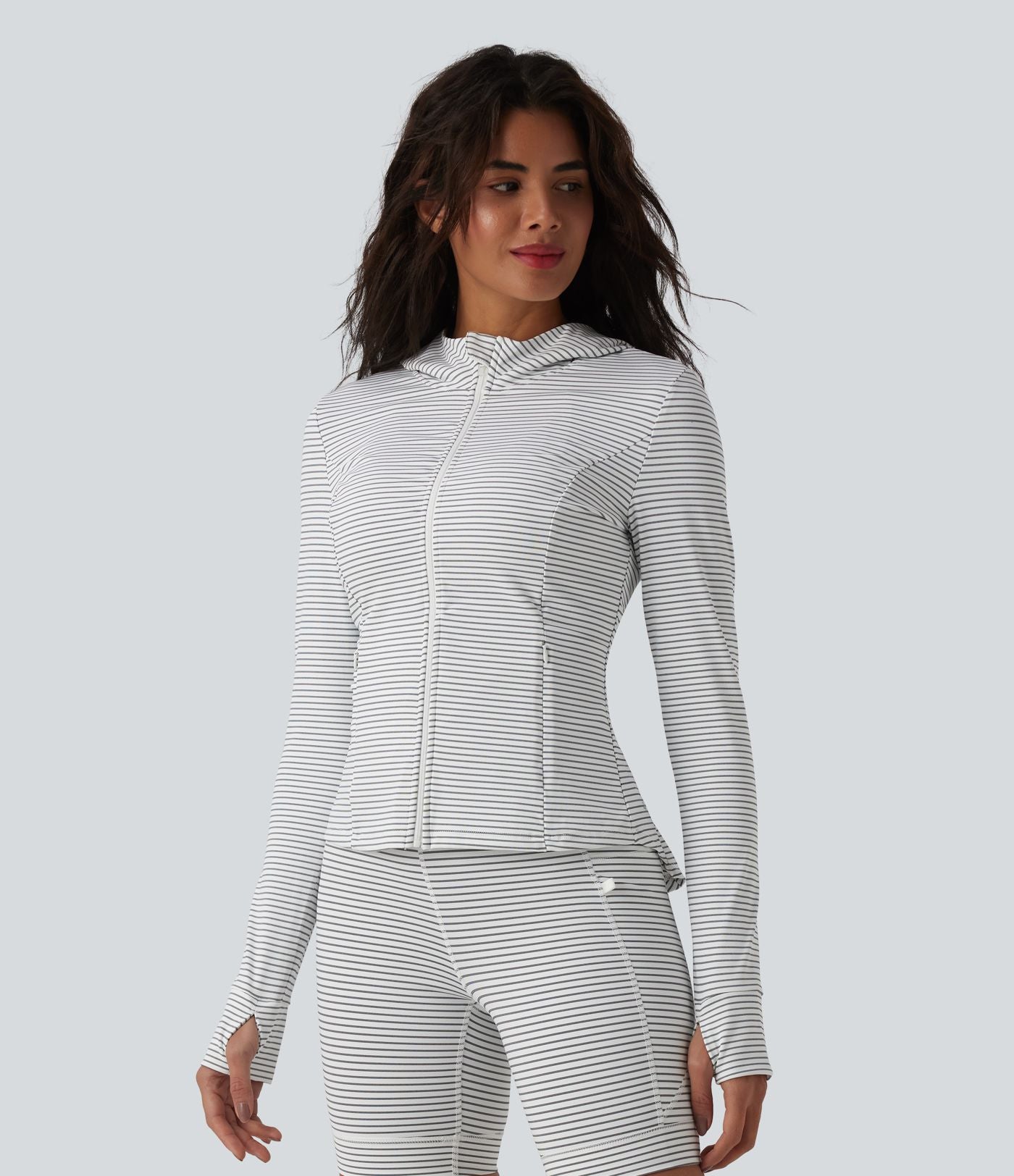 Veste de yoga à capuche manches longues avec trous pour pouces et rayures avec poches