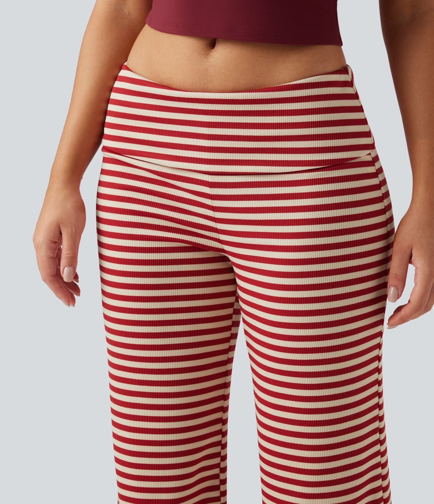 Pantalon évasé rayé taille basse à rabat