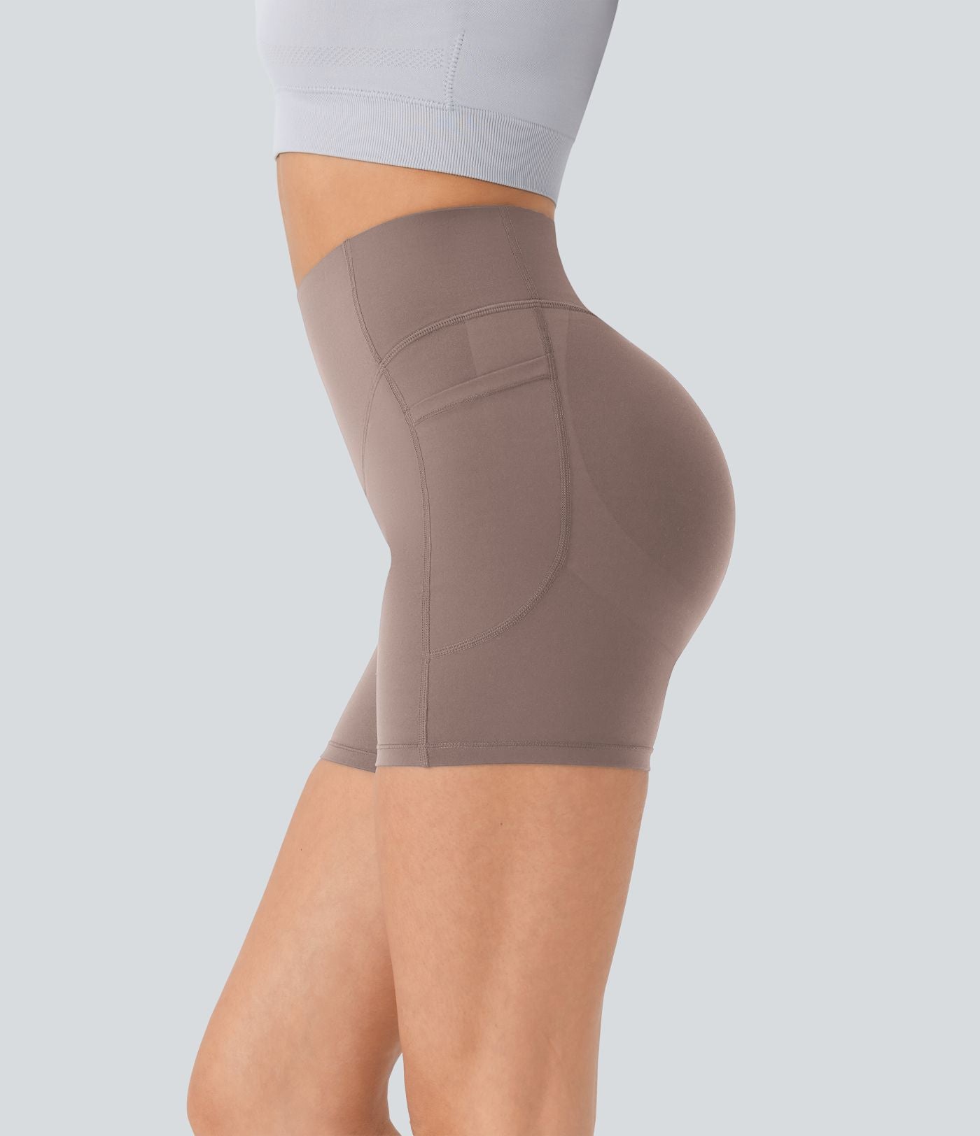 Short cycliste 12,5 cm d'entraînement gainant galbant taille haute avec effet scrunch et poches Halara UltraSculpt™