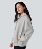 Sweat-shirt à capuche manches longues avec poches