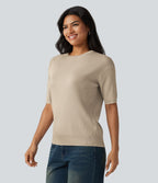 Pull col rond manches courtes en tissu gaufré