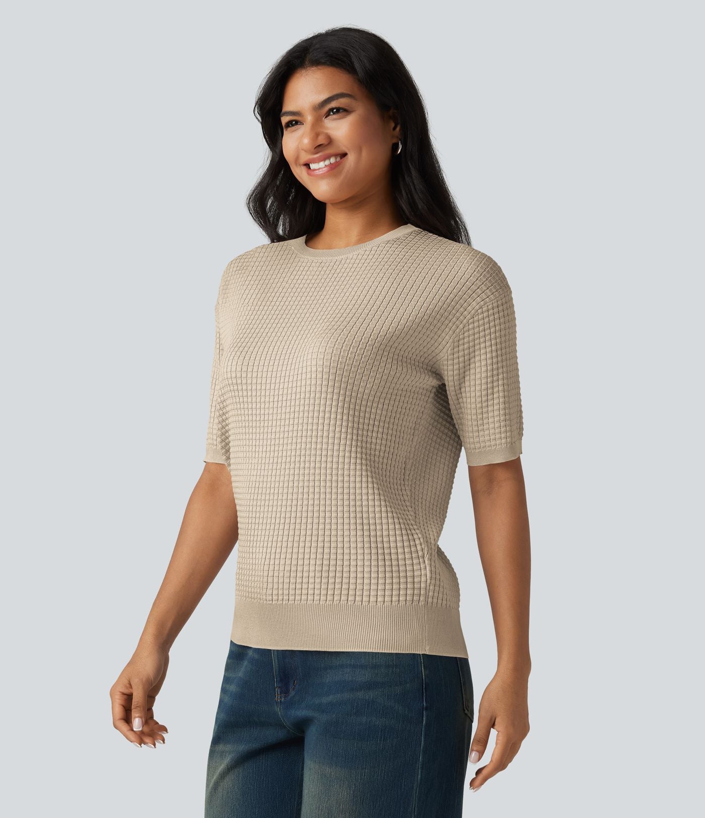 Pull col rond manches courtes en tissu gaufré