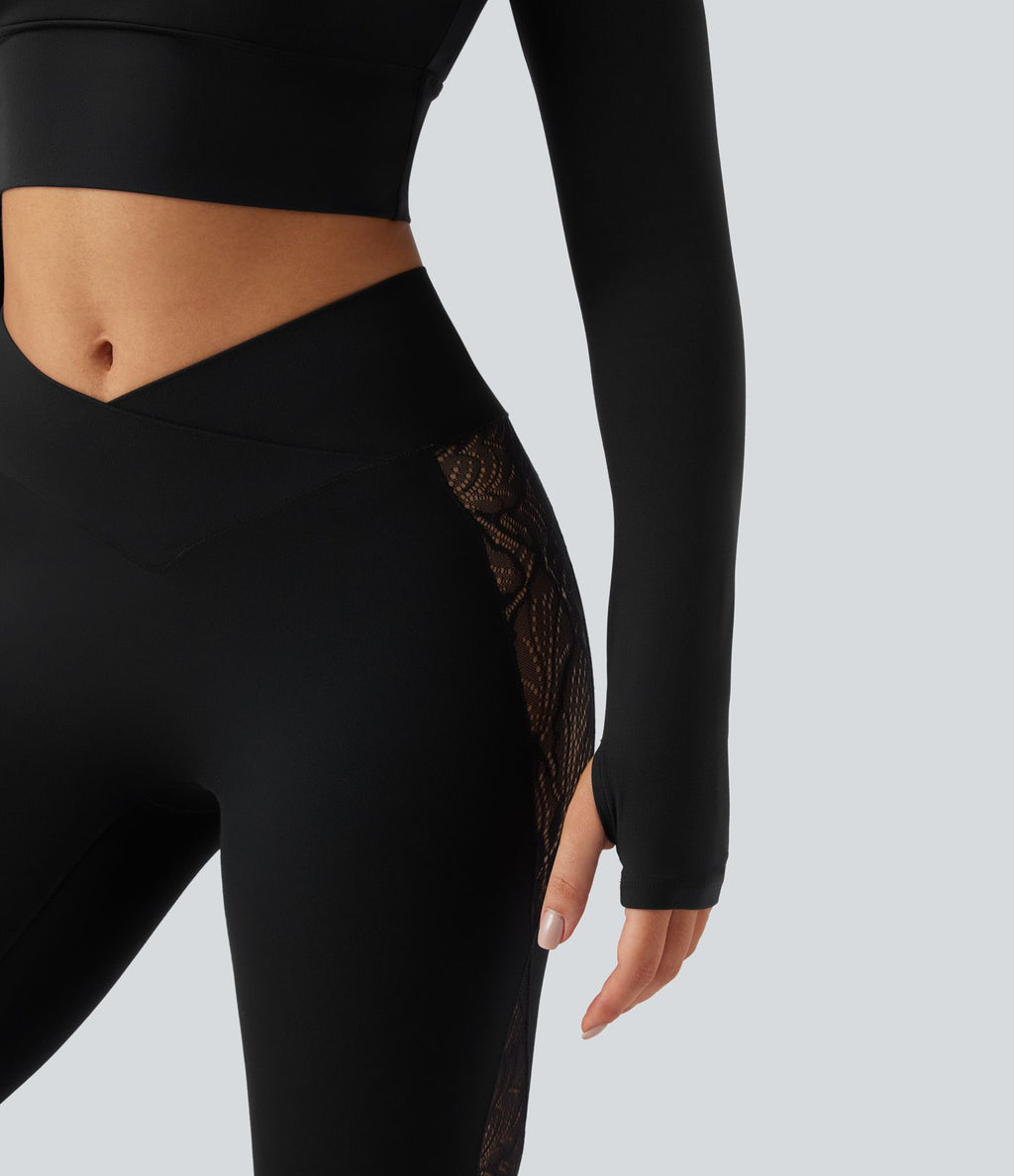 Haut de sport yoga court push-up à manches longues avec passants pouces et dentelle contrastée - UPF50+ SoftlyZero™