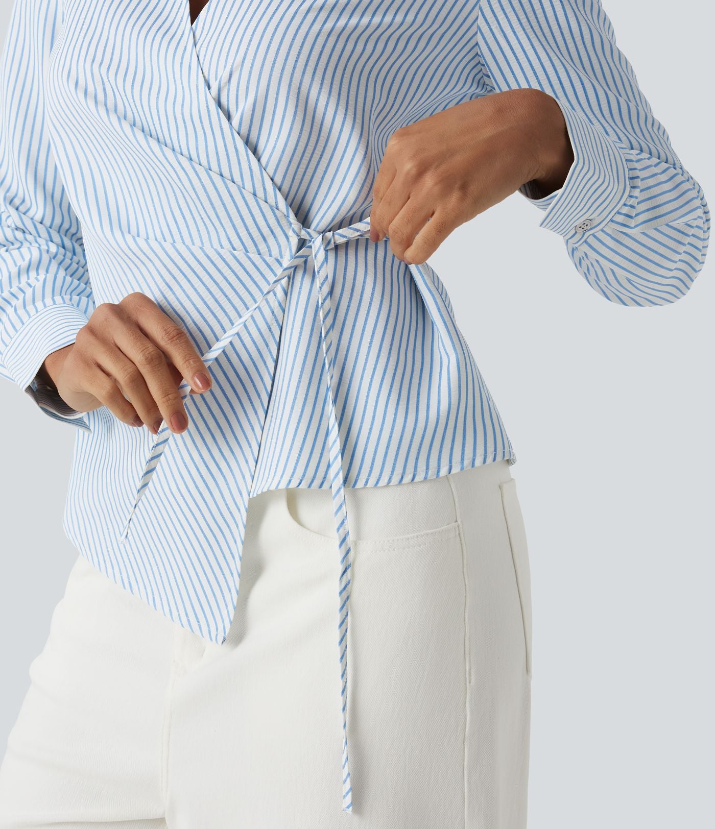 Chemise tailleur portefeuille manches longues à rayures et nœuds latéraux