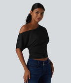 T-shirt casual asymétrique une épaule froncé à manches courtes avec soutien-gorge intégré