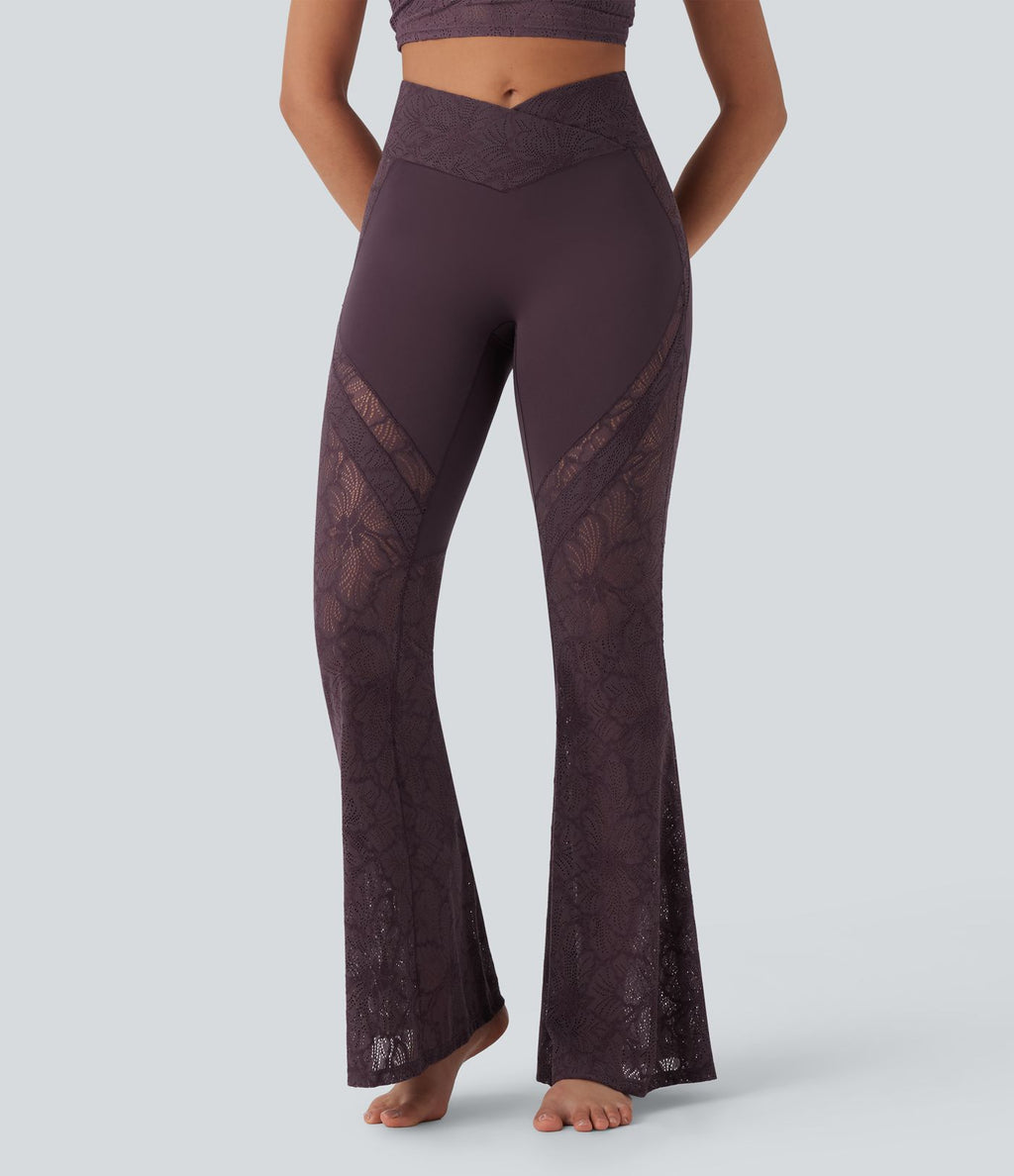 Pantalon de yoga évasé à taille haute croisée, poche arrière et dentelle