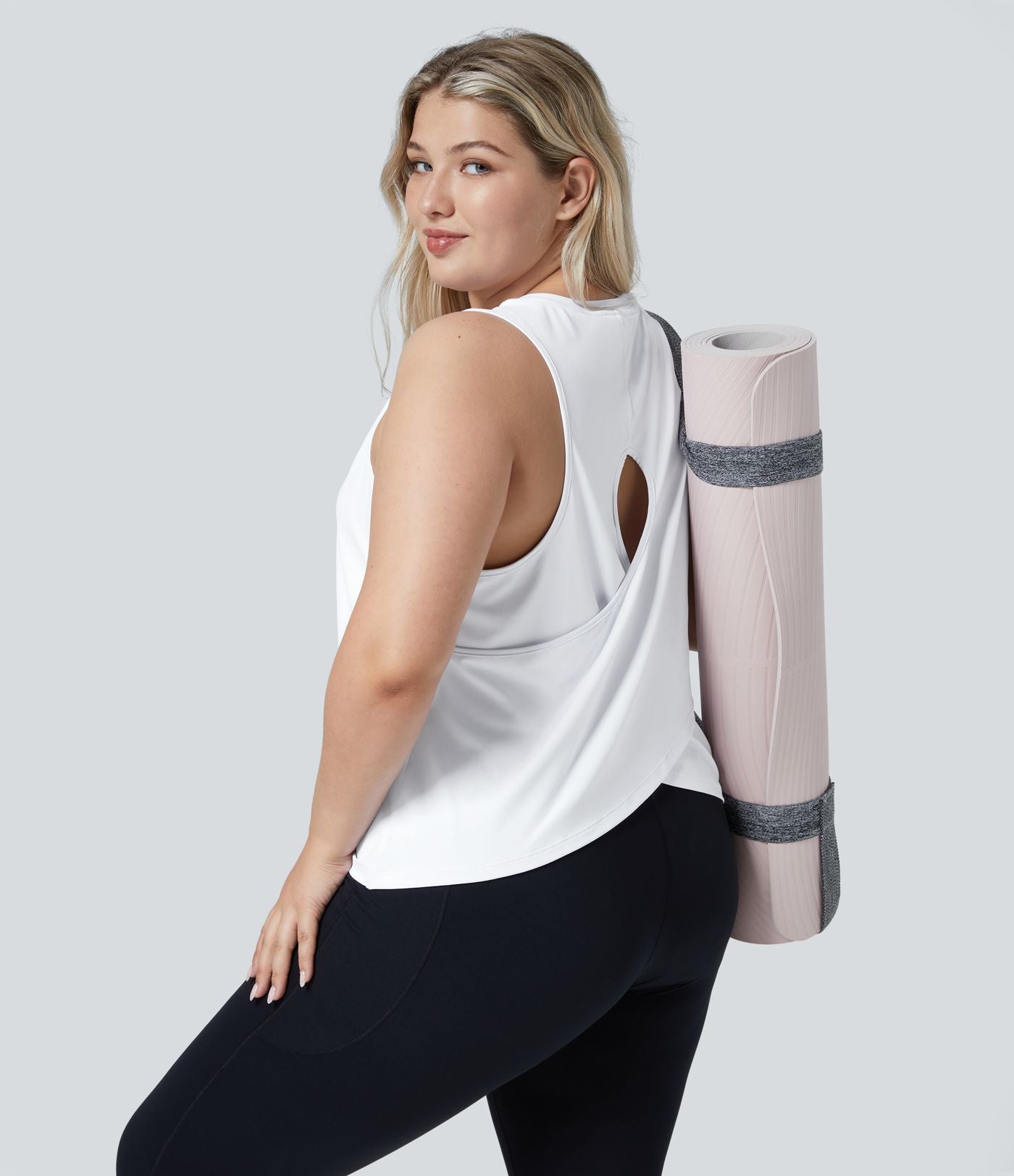 Débardeur de Yoga Grande Taille avec Découpe et Ourlet Croisé Uni
