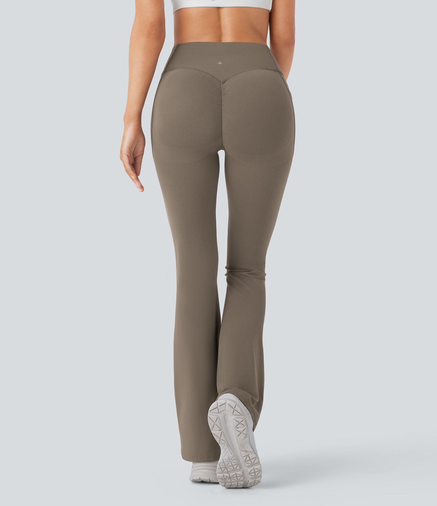 Pantalon de yoga à coupe bootcut gainant galbant taille haute avec effet scrunch et poches Halara UltraSculpt™
