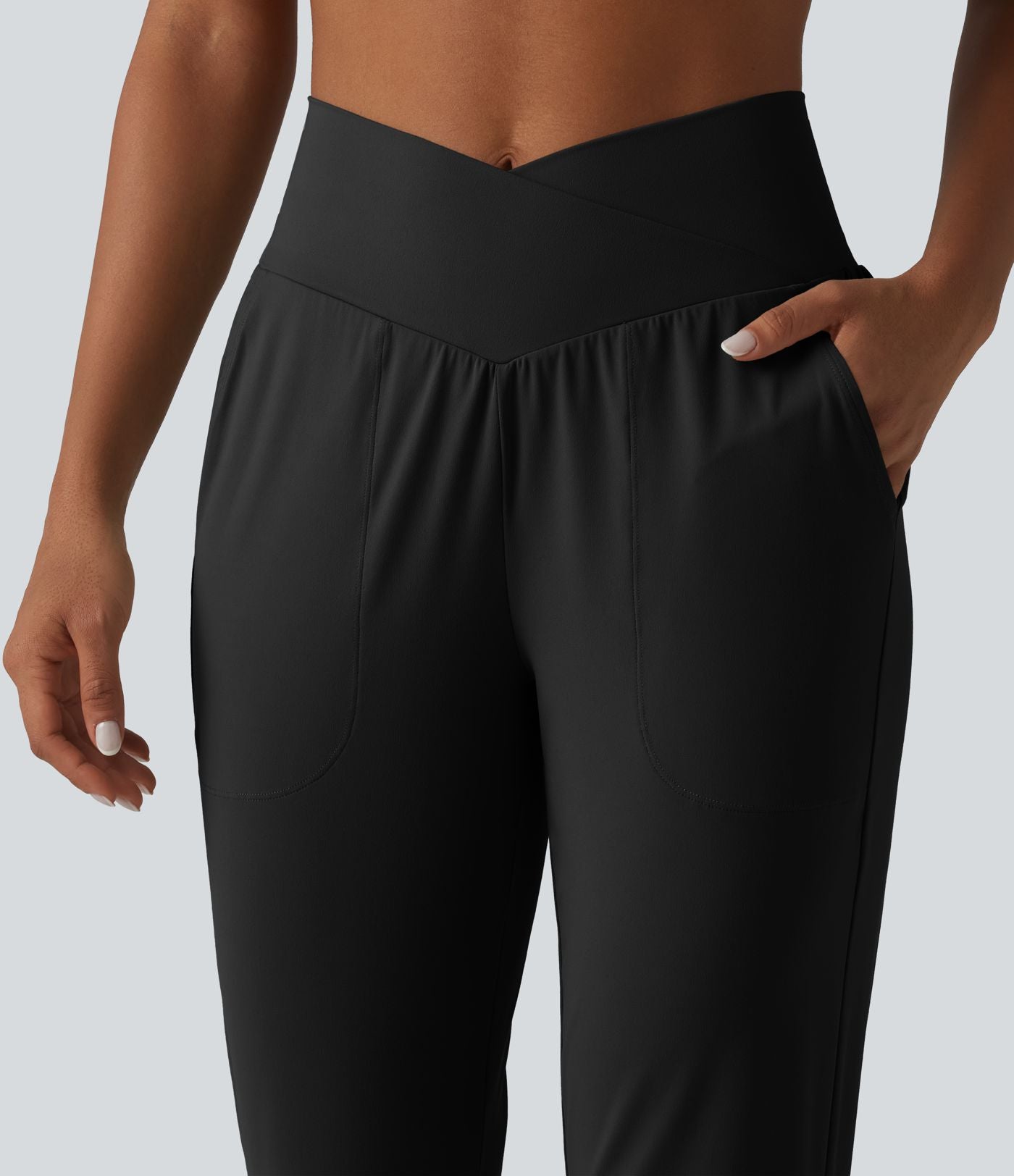 Jogging de yoga SoftlyZero™ taille haute, coupe fuselée et croisée, avec poches - Protection solaire UPF50+