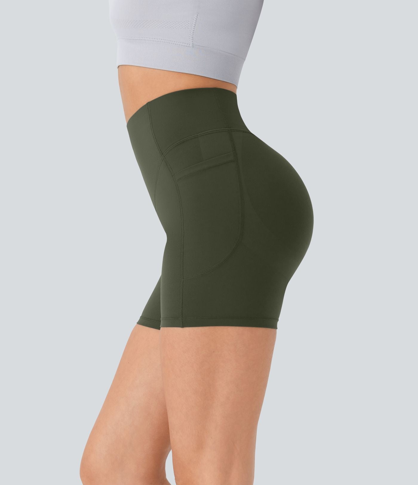 Short cycliste 12,5 cm d'entraînement gainant galbant taille haute avec effet scrunch et poches Halara UltraSculpt™