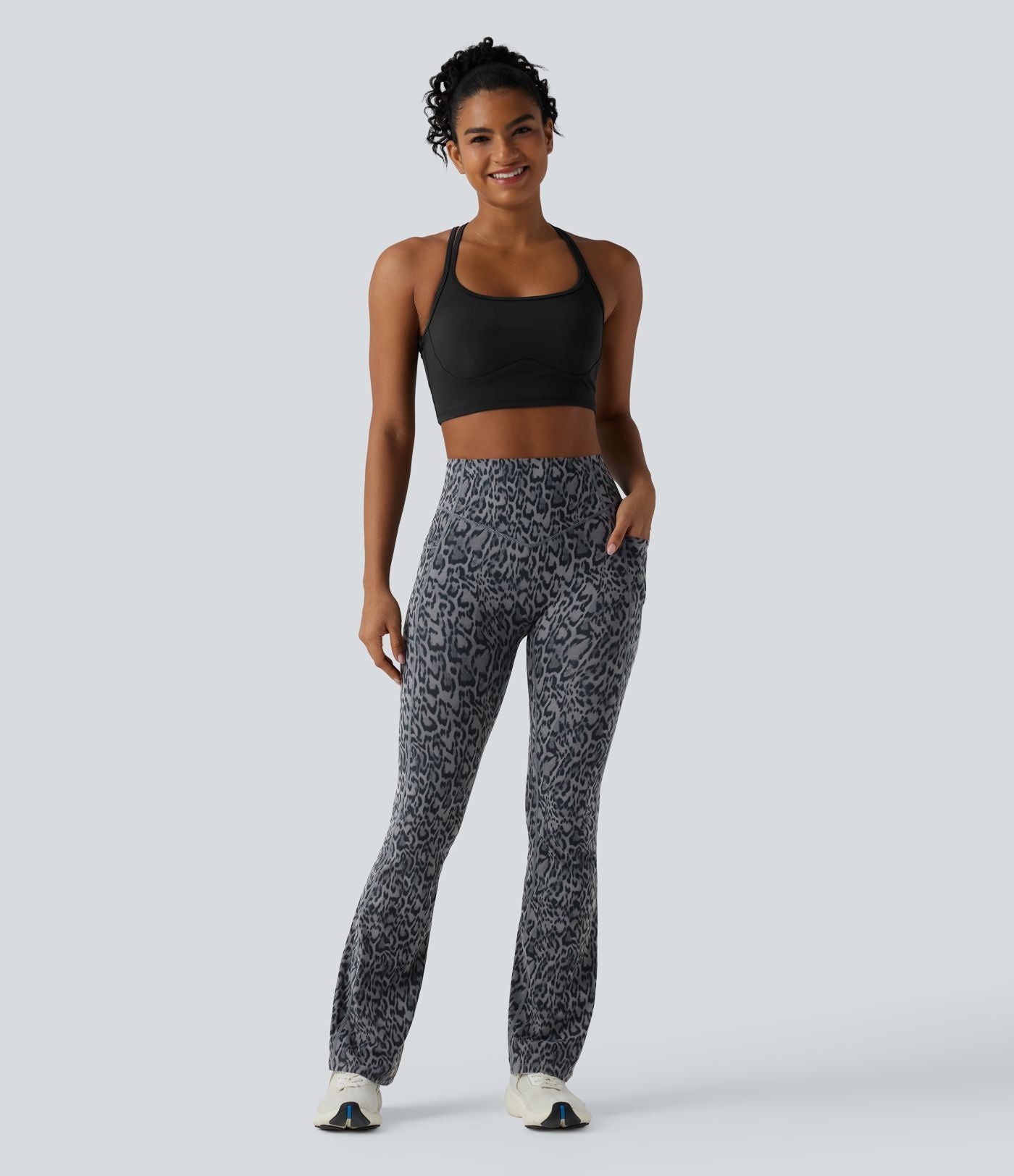 Legging de yoga bootcut taille haute gainant effet push-up imprimé léopard Halara UltraSculpt™ avec poches