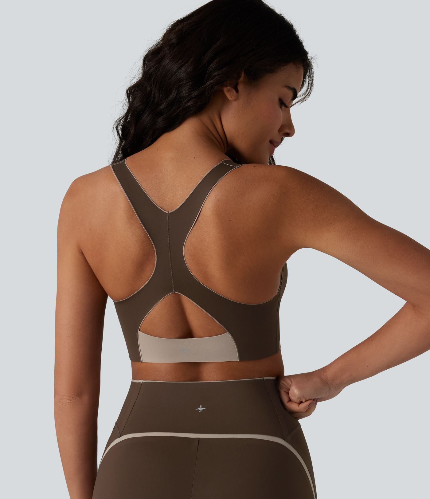 Brassière de sport maintien léger col U dos nageur color block avec soutien-gorge intégré