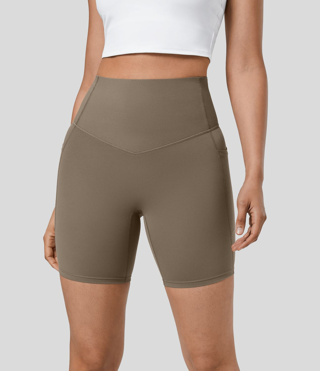 Short cycliste 17,5 cm d'entraînement gainant taille haute avec poches Halara UltraSculpt™