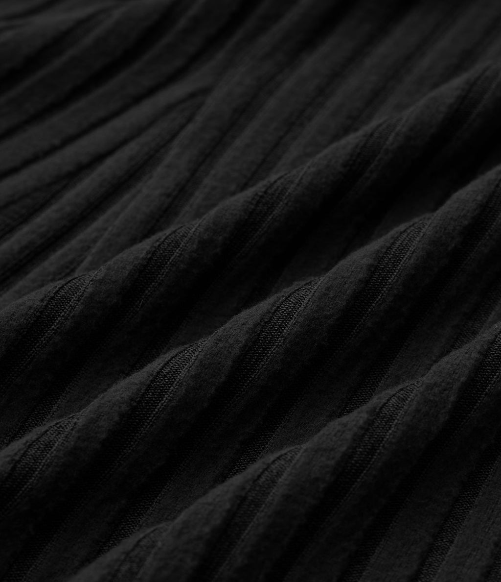Robe midi fluide en maille côtelée à col Henley et manches longues