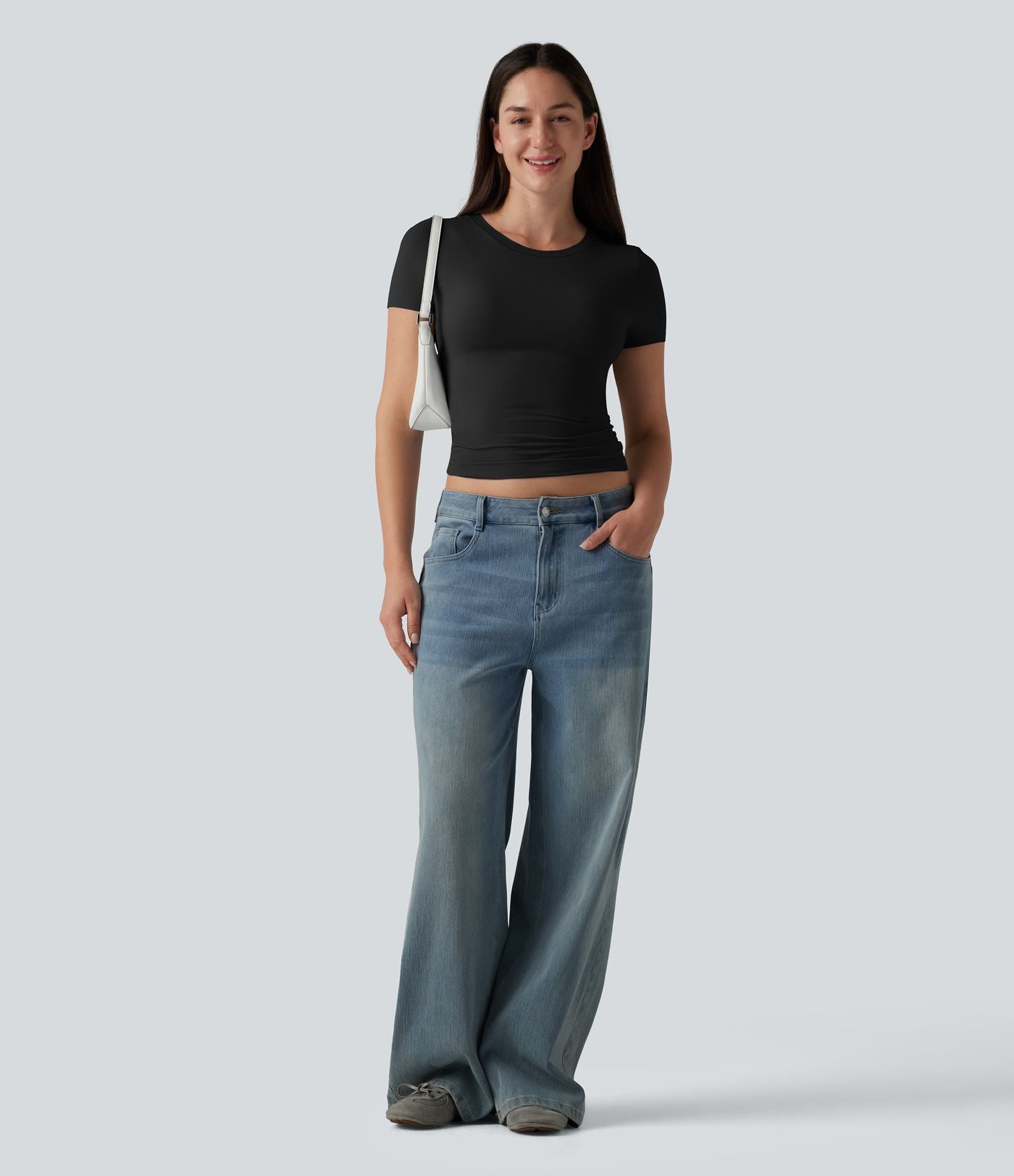 T-shirt décontracté col rond échancré à manches courtes avec soutien-gorge intégré bonnets B-DD
