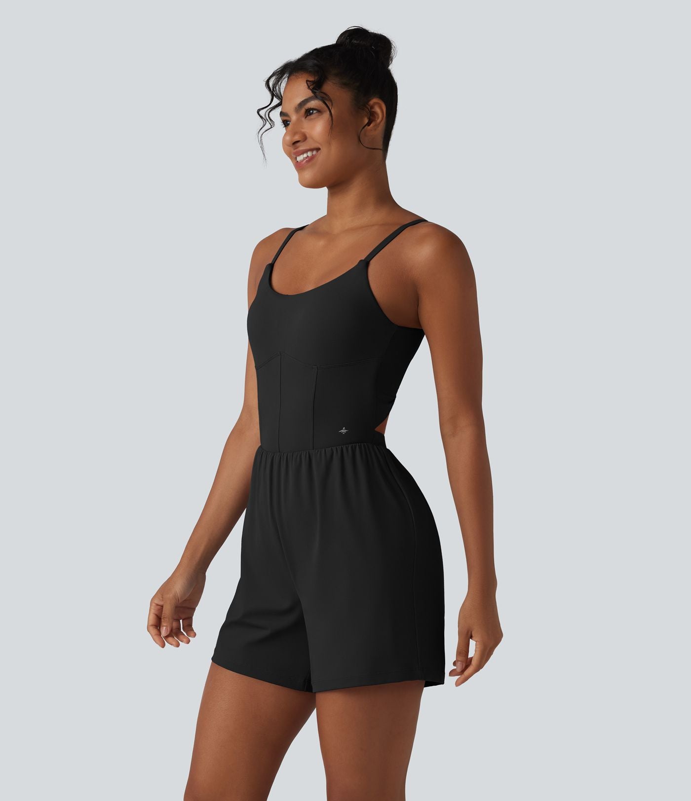 Barboteuse de yoga 2-en-1 SoftlyZero™ Airy effet frais InstantCool dos nu torsadé avec bretelles réglables, brassière intégrée et poche, accès facile Easy Peasy