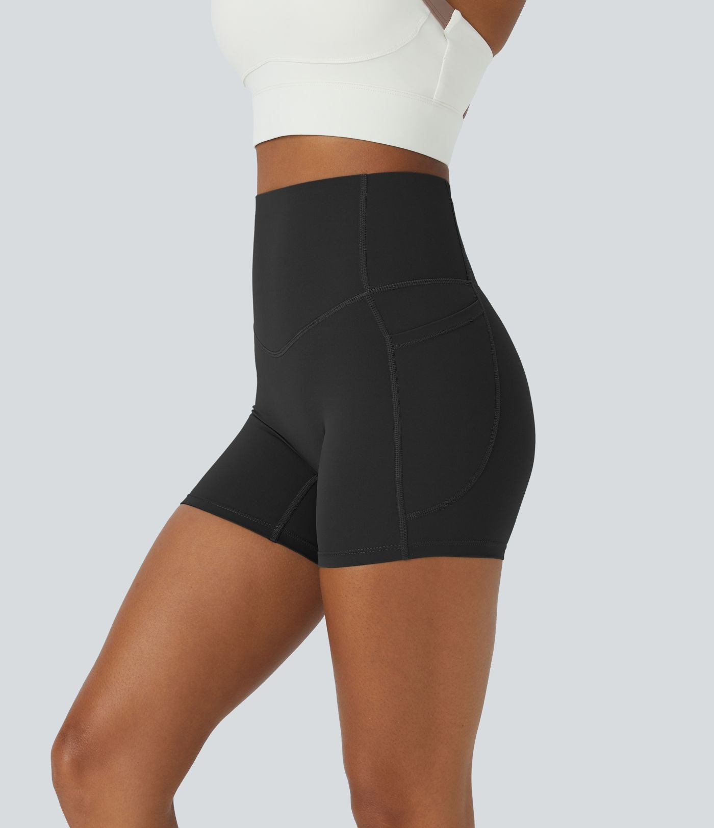 Short cycliste d'entraînement gainant taille haute UltraSculpt™ SoCinched à poches latérales 12,5 cm