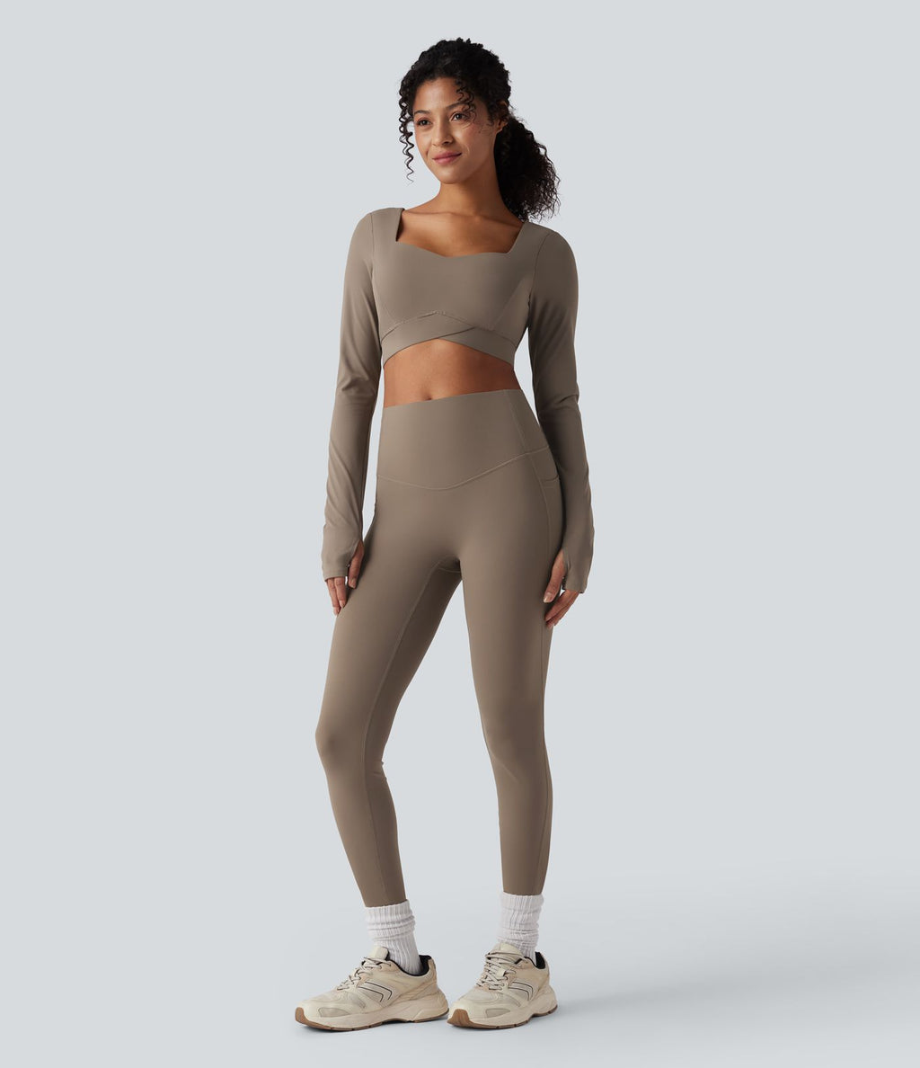 Halara UltraSculpt™ Top court de sport push-up à manches longues avec passants pouces et ourlet croisé