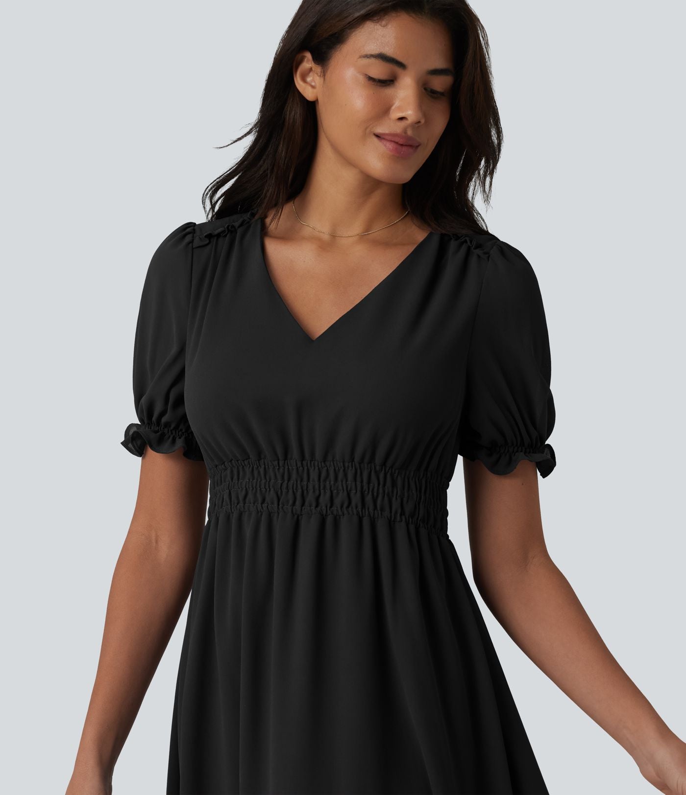 Robe décontractée fluide mi-longue col V manches bouffantes taille froncée