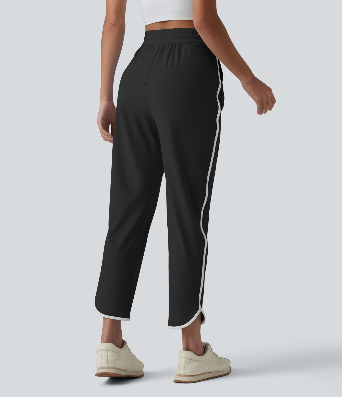 Pantalon de yoga fuselé SoftlyZero™ Airy taille haute effet frais InstantCool avec cordon de serrage, bords contrastants, ourlet arrondi et poches, protection solaire UPF50+
