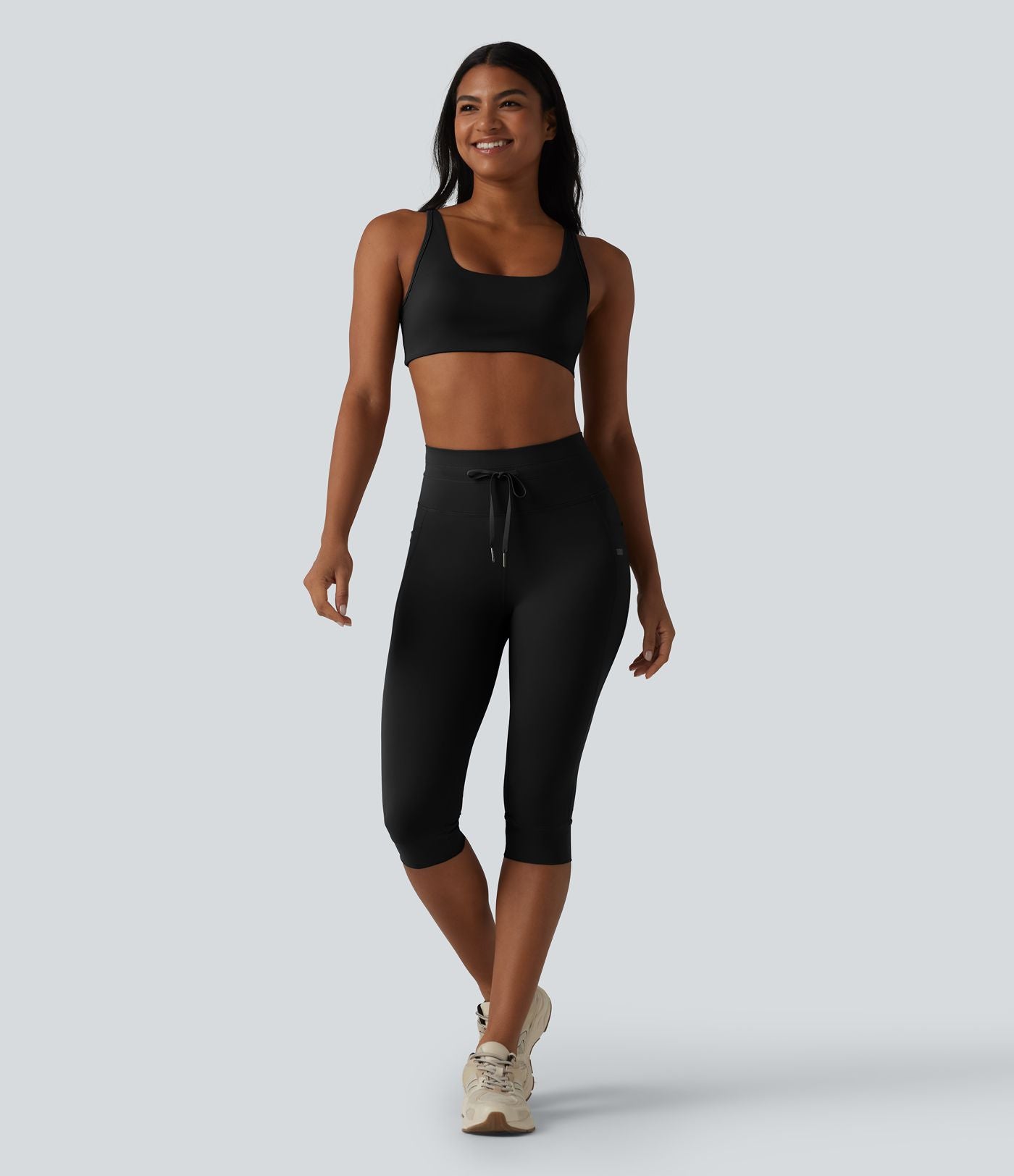 Legging yoga uni corsaire taille haute avec cordon de serrage et poches