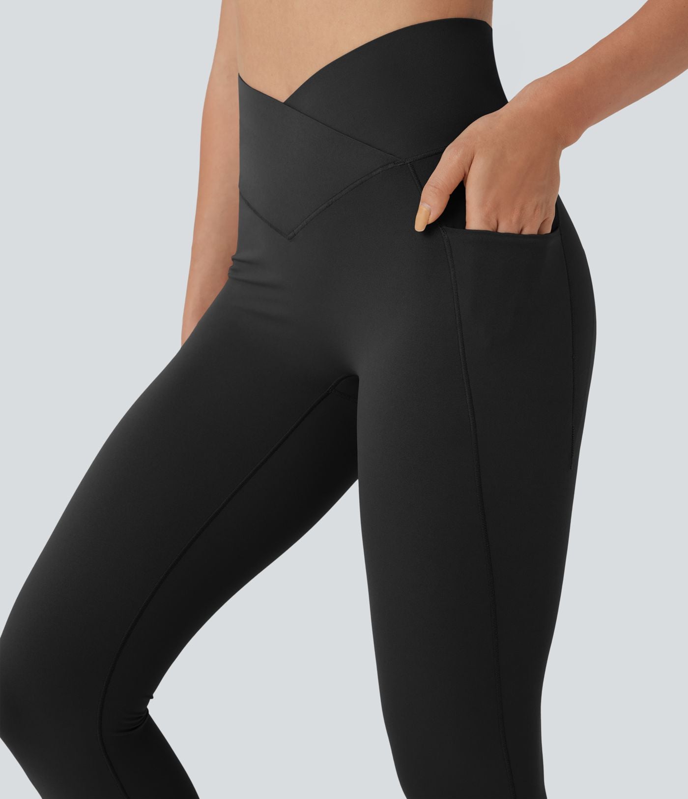 Legging 7/8 d'entraînement gainant taille haute croisé avec poches Halara UltraSculpt™