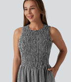 Robe midi fluide casual col rond sans manches à smocks et carreaux aspect lin avec poches