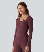 Haut de yoga SoftlyZero™ Plush push-up asymétrique à manches longues