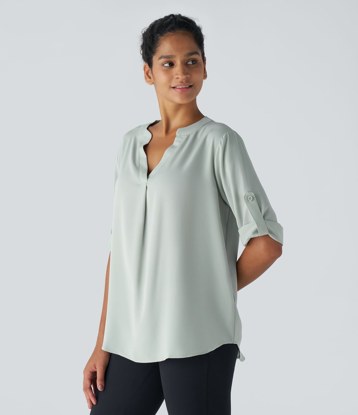 Chemise Travail à Col en V Boutonnée Manches Trois Quarts et Ourlet Courbé