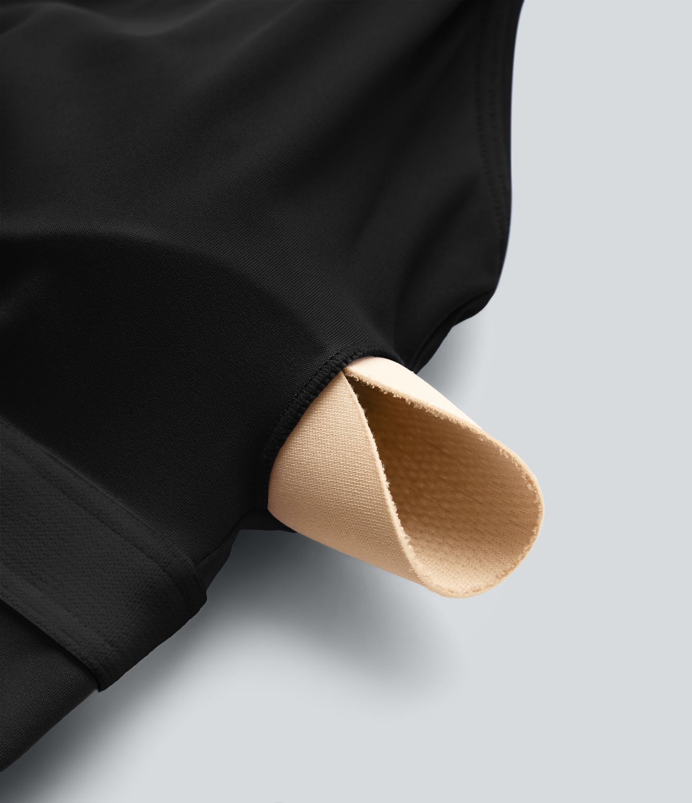 Robe de sport mini de tennis SoftlyZero™ Airy 2-en-1 à volants, à effet frais InstantCool, poches, accès facile Easy Peasy, protection solaire UPF50+