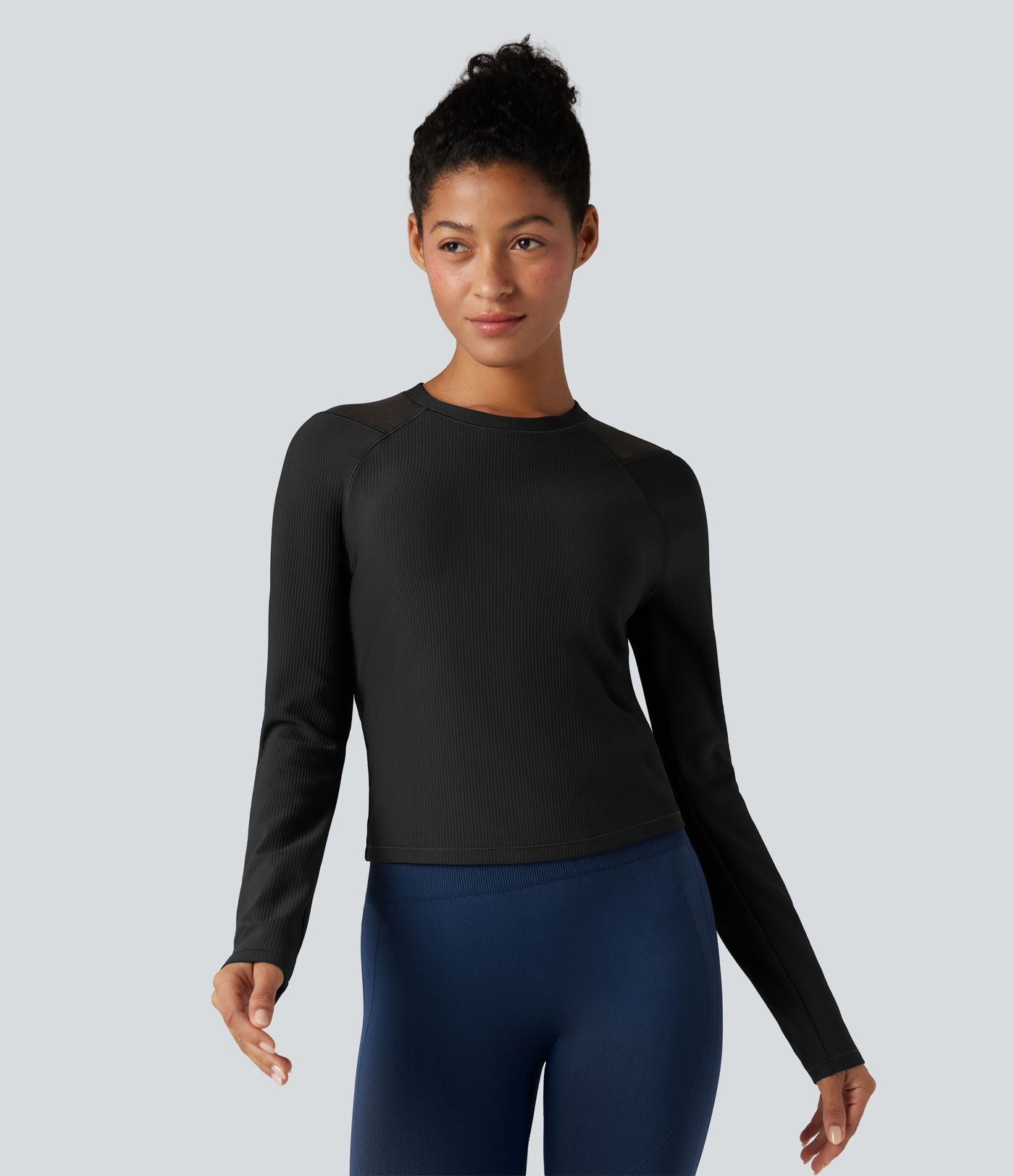 Top de sport yoga col rond manches raglan longues mesh contrastant