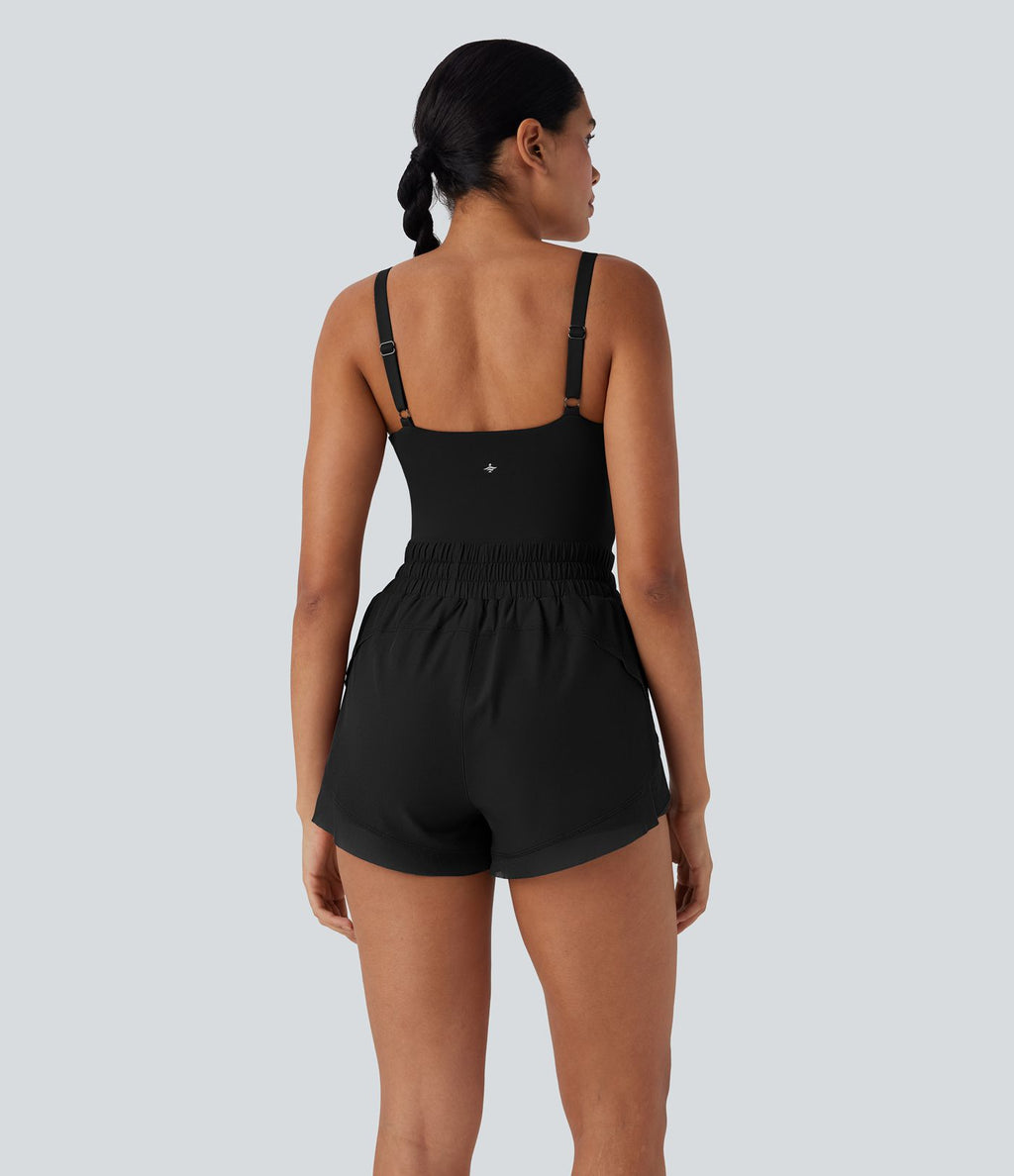 Combi-short de running 2-en-1 dos nu smocké avec cordon de serrage et poches latérales